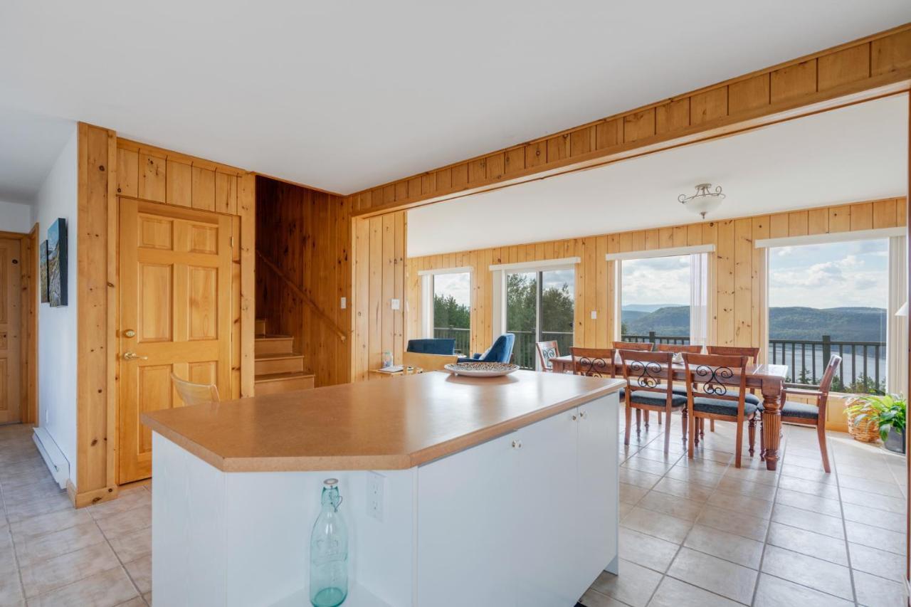Montfjord - Chalets, Vue Spectaculaire Et Spa. Chantafjord #4 Sacre-Coeur 外观 照片