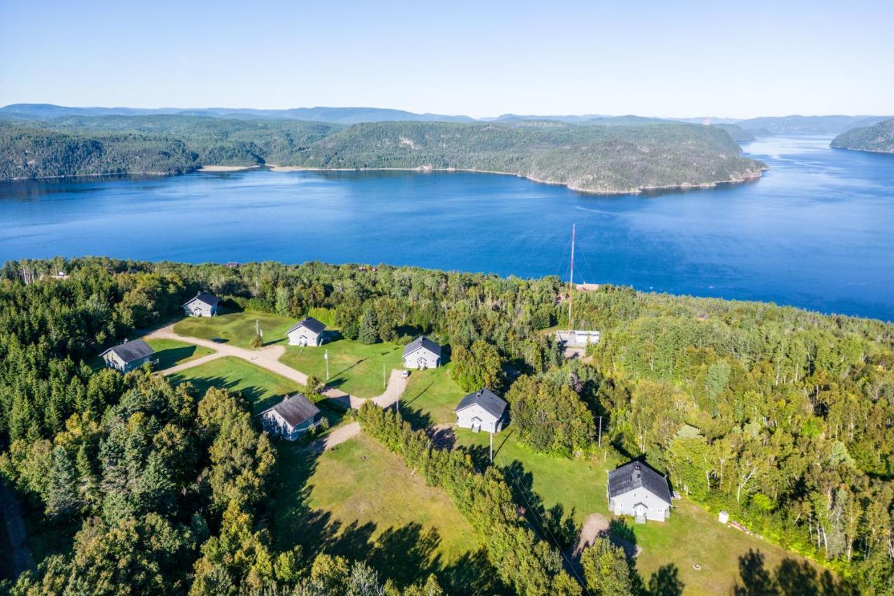Montfjord - Chalets, Vue Spectaculaire Et Spa. Chantafjord #4 Sacre-Coeur 外观 照片